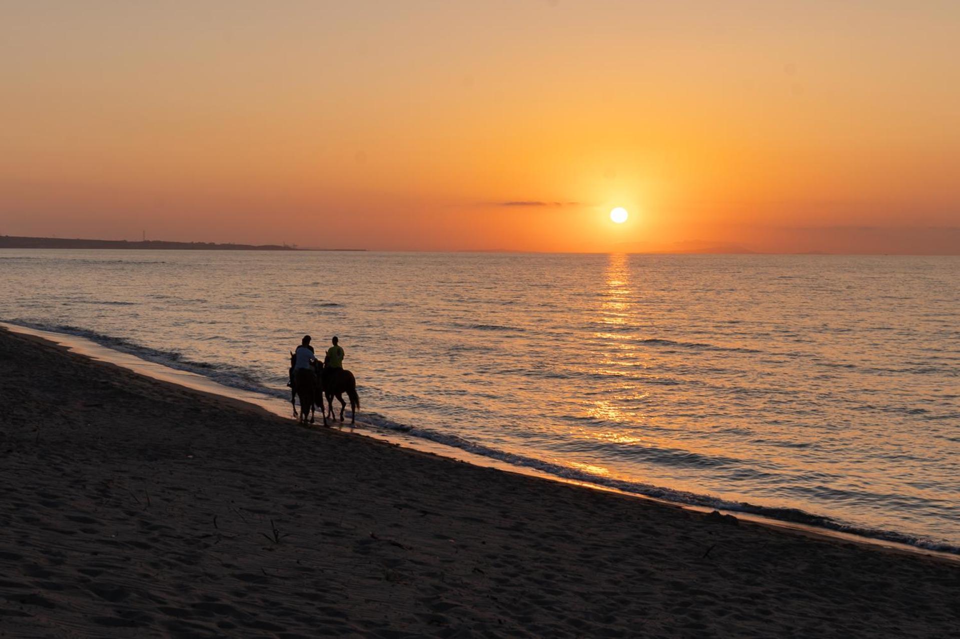 Q Resort Marina di Sorso Екстер'єр фото